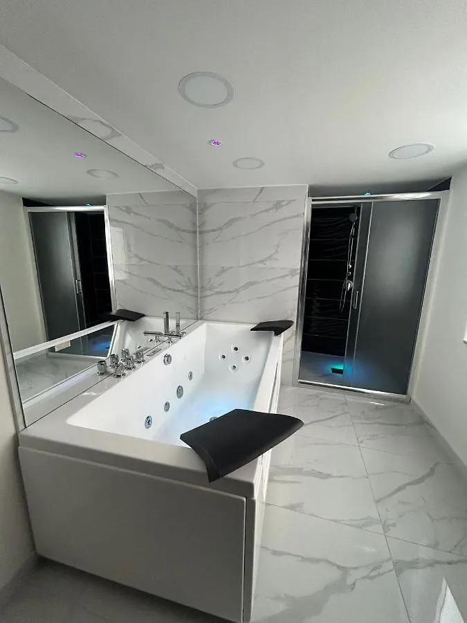 Luigi Luxury Suite Napoli Appartamento