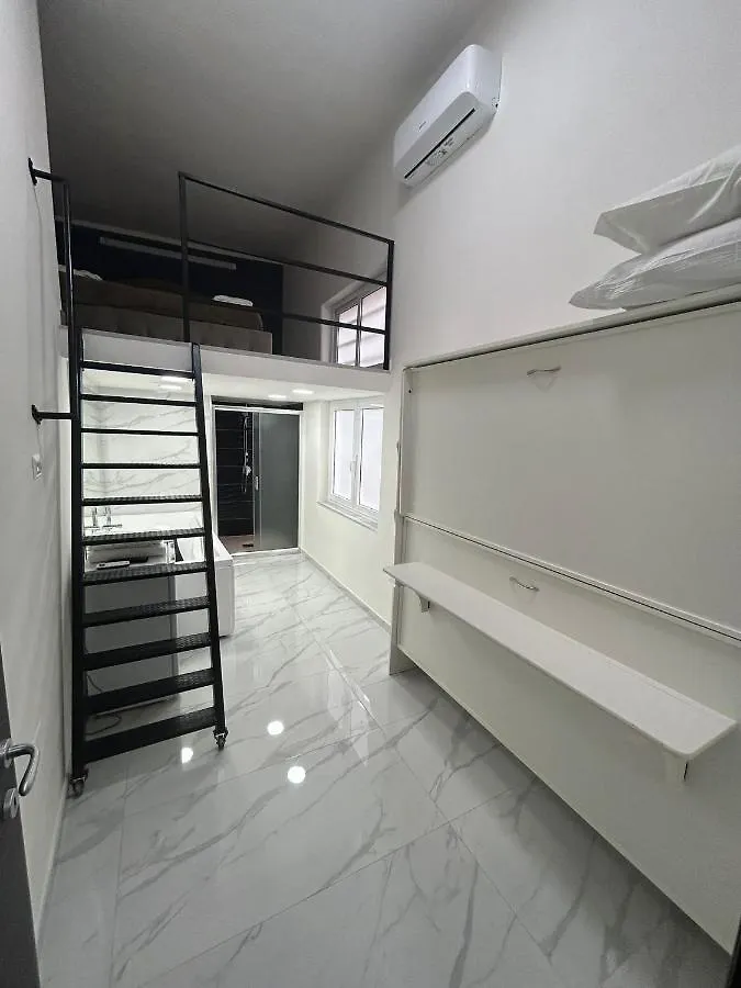 Luigi Luxury Suite Naples Apartment