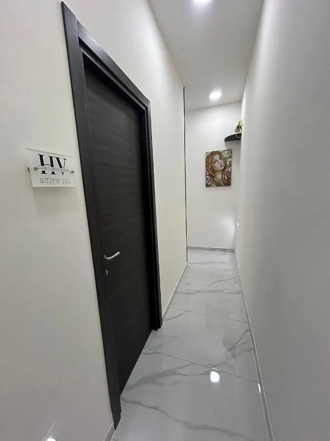 Luigi Luxury Suite Napoli Italia