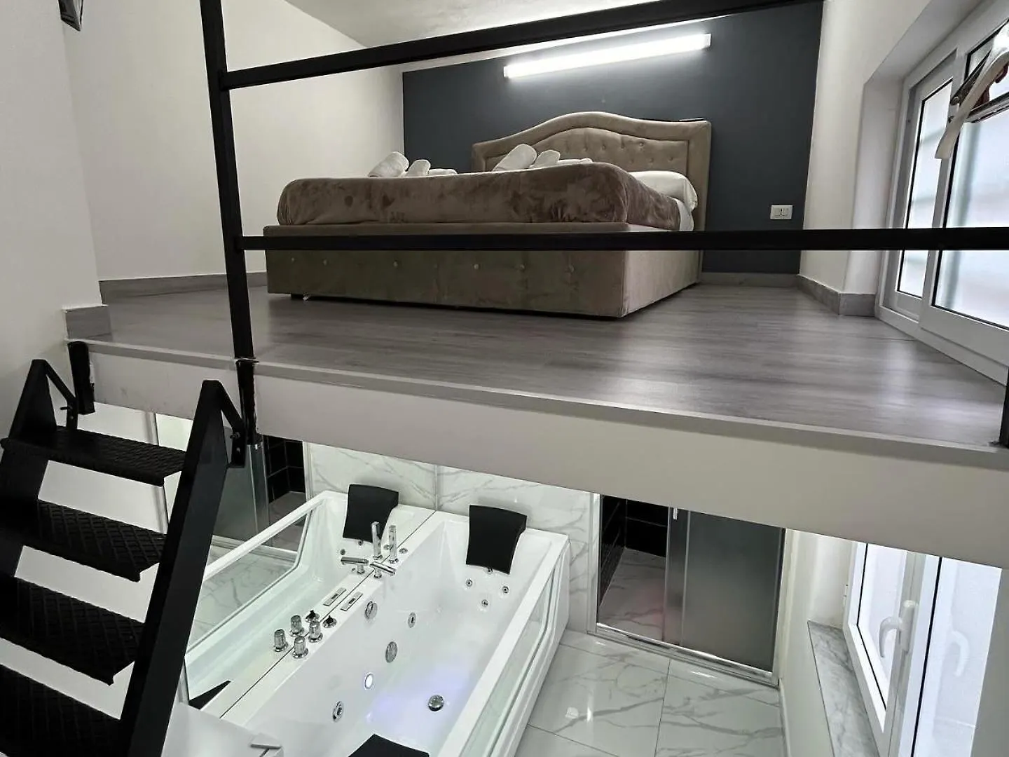 Luigi Luxury Suite Napoli