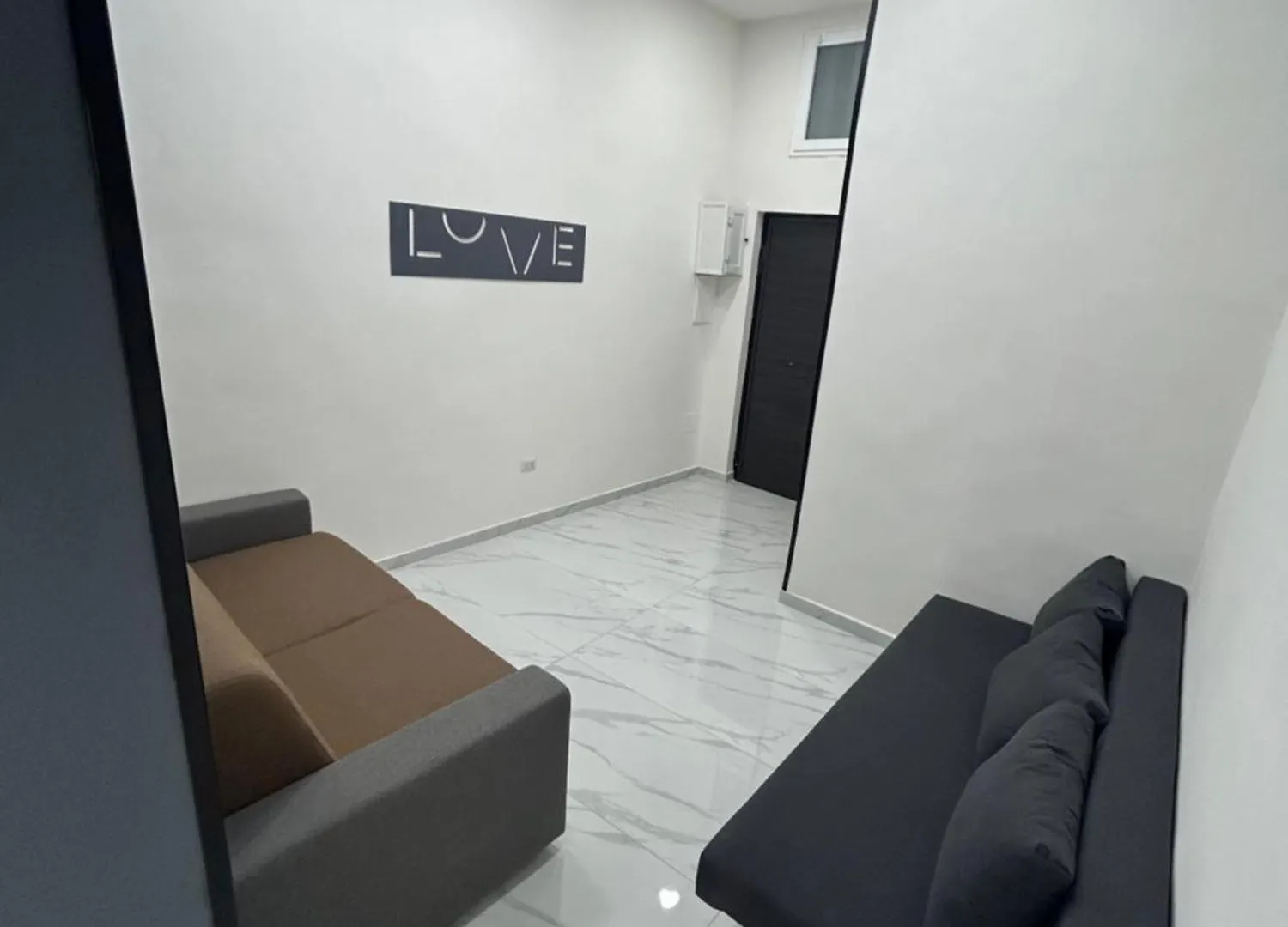 Luigi Luxury Suite Naples 0*,  Italy